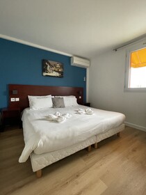 Hotel initial Lyon / Villefranche-Sur-Saone  by balladins