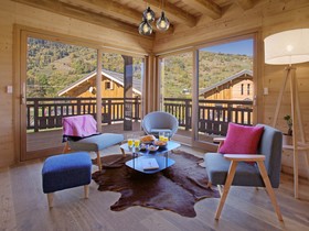 Chalet Pajules-OVO Network