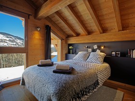 Chalet Pajules-OVO Network