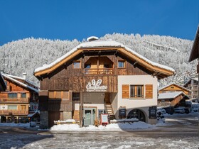 Chalet Artedaz  OVO Network