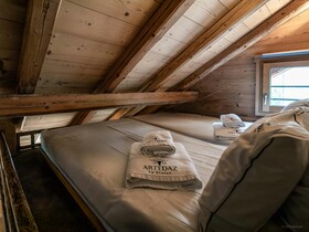 Chalet Artedaz  OVO Network