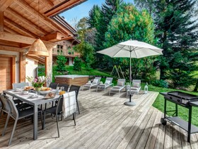 Chalet Hollygotty - OVO Network