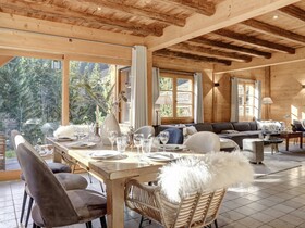 Chalet Hollygotty - OVO Network