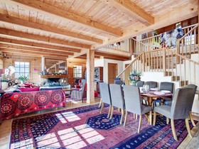 Chalet Palmer - OVO Network