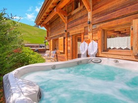 Chalet Tilumi - OVO Network