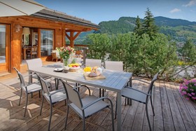 Chalet Timan - OVO Network