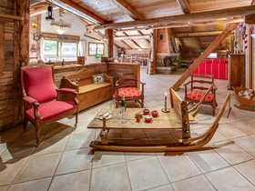 La Ferme A Juju - OVO Network