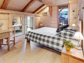 La Ferme A Juju - OVO Network