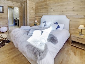 Chalet Des Momes-OVO Network