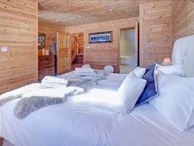 Chalet Des Momes-OVO Network