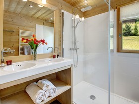 Chalet Le Charmieux-Ovo Network