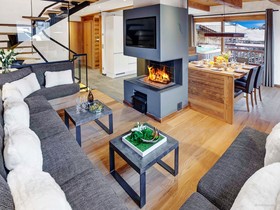 Chalet Macaron-Ovo Network