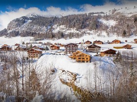 Chalet Meringue - OVO Network