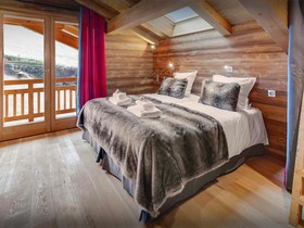 Chalet Meringue - OVO Network