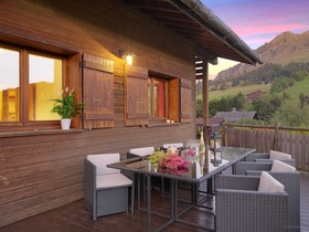Chalet Sicoria-Ovo Network