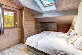 Chalet Sicoria-Ovo Network