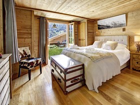 Fleur Des Neiges Grand Bornand - OVO Network