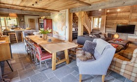 Maison D'Hiver - OVO Network