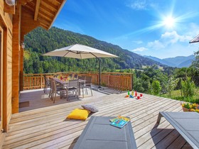 Chalet Carter-OVO Network