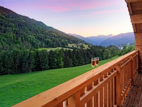 Chalet Carter-OVO Network