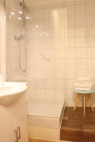 Cecil Hotel