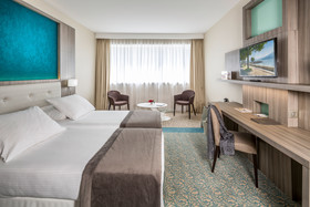 Golden Tulip Aix les Bains - Hotel & Spa