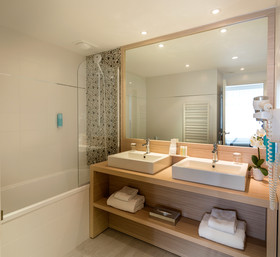 Golden Tulip Aix les Bains - Hotel & Spa