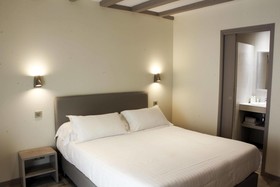 Hotel De La Couronne