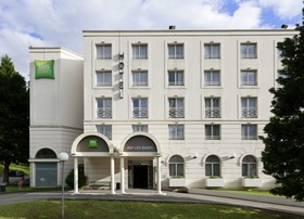 ibis Styles Aix Les Bains Domaine de Marlioz Hotel