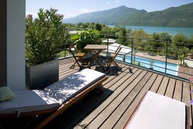 Les Suites Du Lac