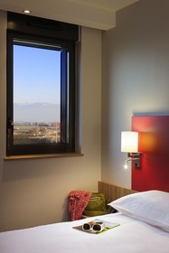 ibis Styles Romans Valence Gare TGV Hotel