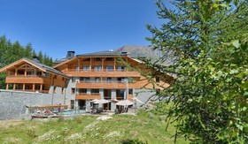 Alpenrose Hotel