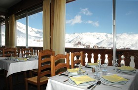 Hotel Eliova Le Chaix