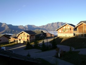 Les Chalets de L'Altiport