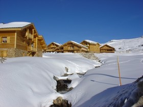 Les Chalets de L'Altiport