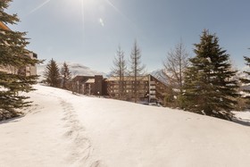 Residence Les Horizons d'Huez by Pierre & Vacances