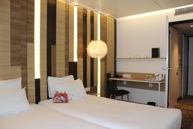 Moxy Annecy