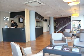 Moxy Annecy