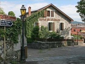 Du Château