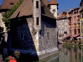 ibis Annecy Centre Vieille Ville