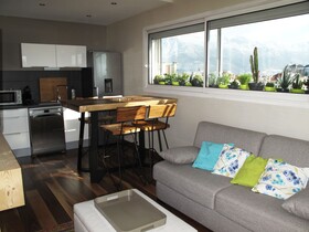 Lofts And Lakes