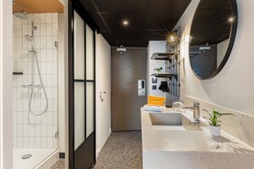 Moxy Annecy