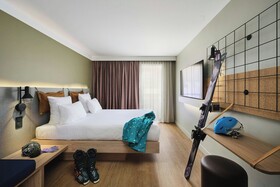 Moxy Annecy