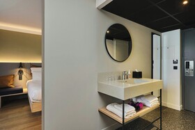 Moxy Annecy