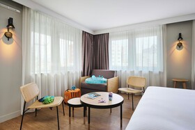 Moxy Annecy
