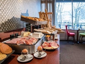 Le Splendid Hotel Lac d'Annecy - Handwritten Collection