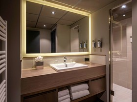 Le Splendid Hotel Lac d'Annecy - Handwritten Collection
