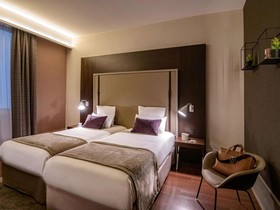 Le Splendid Hotel Lac d'Annecy - Handwritten Collection