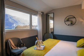 Le Splendid Hotel Lac d'Annecy - Handwritten Collection
