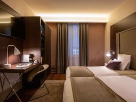 Le Splendid Hotel Lac d'Annecy - Handwritten Collection